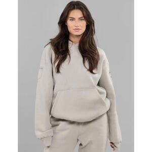 NWOT Travel Essentials Hoodie in Stone size 2XL Unisex